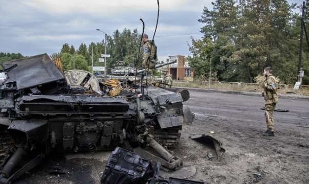 Съобщава се за още удари в Украйна дни след една