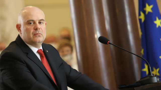 Главният прокурор Иван Гешев откри международна конференция на тема Спрете