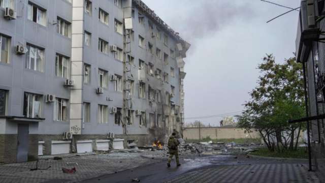 Украйна нанесе ракетни удари в окупирания от руските сили град