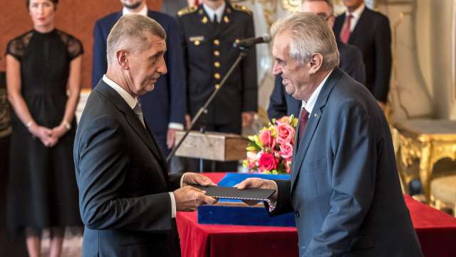 Президентът на Чехия Милош Земан заяви че предпочита бившият министър председател