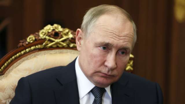 Руският президент Владимир Путин се опитва да прехвърли вината за