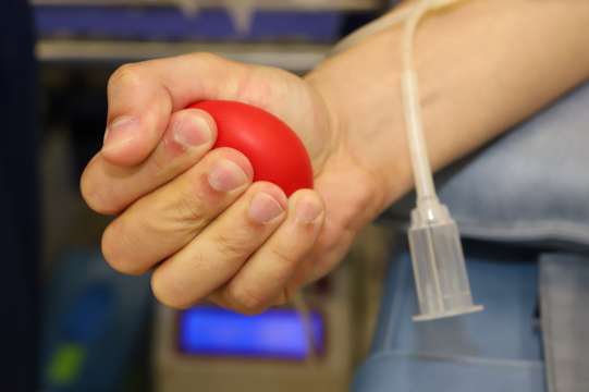 От Отделението по трансфузионна хематология към МБАЛ Силистра спешно търсят кръв