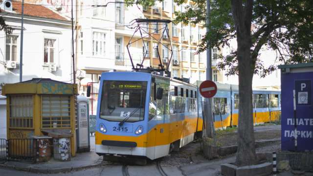 Детето което беше блъснато от трамвай в София е в стабилно състояние Това съобщиха от болницата
