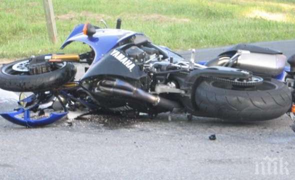 49 годишен моторист е загинал при катастрофа тази нощ във Варна Произшествието е станало около 1 30 часа