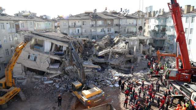 Земетресение с магнитуд 5 6 разтърси Централна Турция на 7
