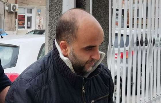 Окръжният съд пусна под домашен арест учителя от Асеновград Атанас