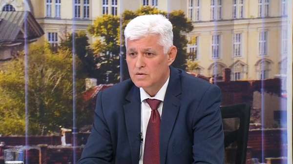 Служебният министър на отбраната Димитър Стоянов ще инспектира ремонта на