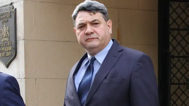 Задържаният за убийството на психолога Иван Владимиров е бил служител