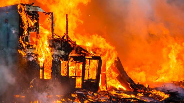 74 годишен мъж загина при пожар в къща в село Бунцево съобщиха от полицията Инцидентът е станал