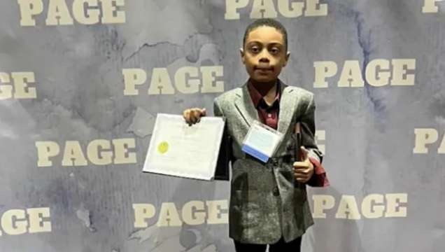 9 годишният Дейвид Бологан за върши гимназия в американския град