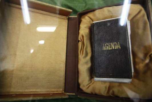 Националната библиотека Св св Кирил и Методий представи оригиналното тефтерче