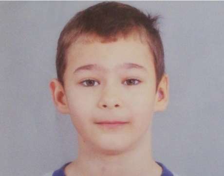 Полицията в Ямбол издирва 11 годишния Александър Стаменов Илчев По данни на