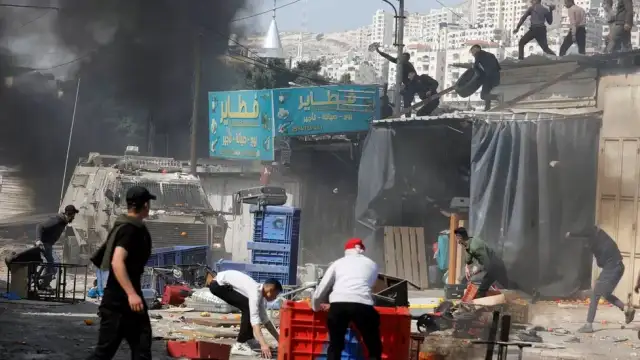 Израелските войски са убили най малко 11 палестинци и са ранили