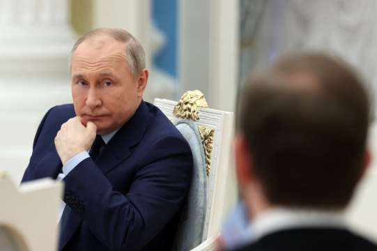 Украийснят президент Володимр Зеленски заяви Путин ще бъде убит от приближените си Тази прогноза