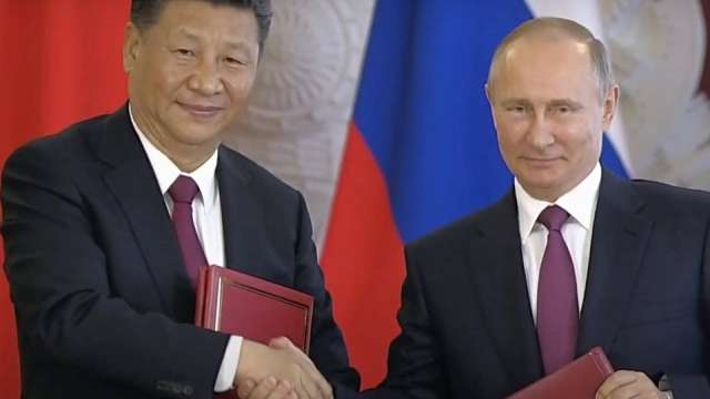 Германският канцлер Олаф Шолц в четвъртък призова Китай да не