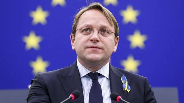 Европейският съюз проучва варианти за санкции срещу хора опитващи се