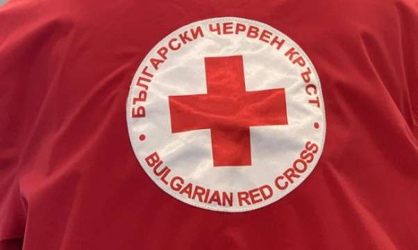 Българският Червен кръст изпрати нови близо 33 тона хуманитарна помощ