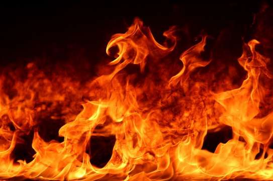 Пожар пламна в апартамент в Перник съобщиха от полицията Инцидентът е станал в