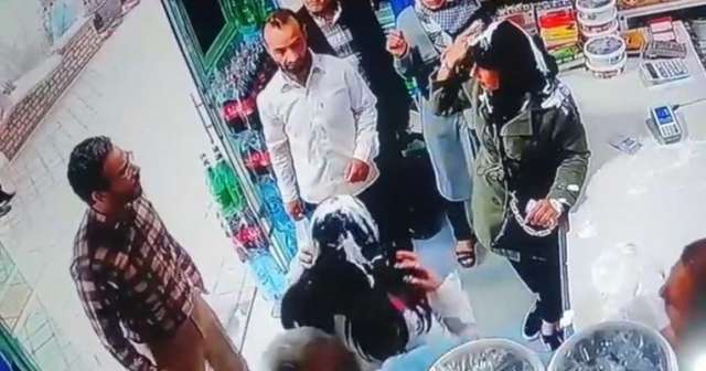 Две жени в Иран бяха арестувани след като мъж ги