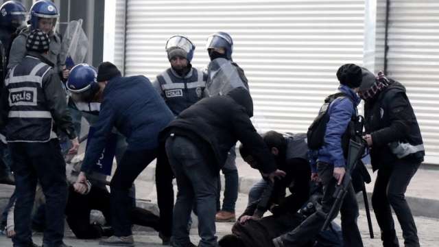 Турската полиция съобщи във вторник че Урфи Четинкая издирван с