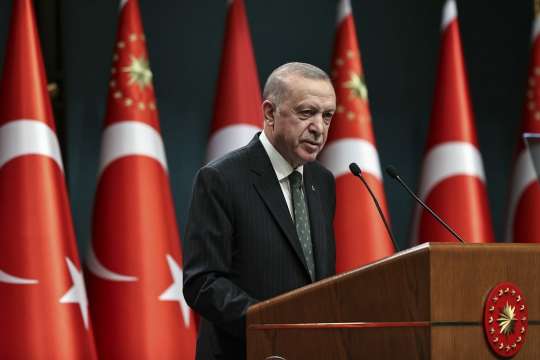 Турция ще продължи решително да се бори срещу терористичните организации
