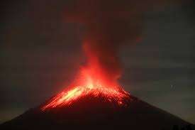 Мексико в неделя повиши нивото на тревога за вулкана Попокатепетъл