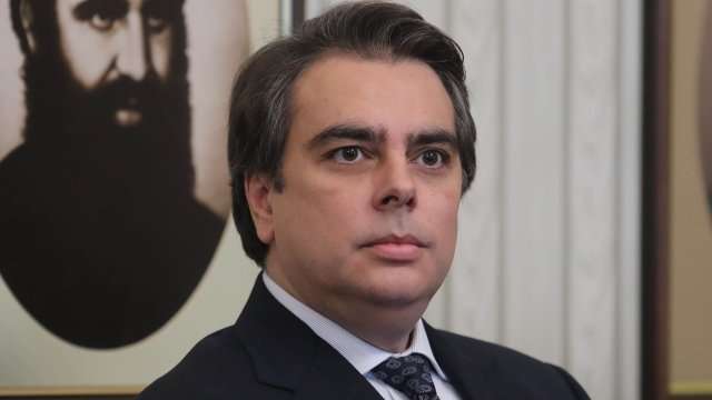 Съпредседателят на ПП Асен Василев е призован да се яви