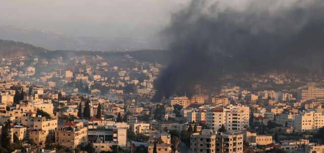 Израелските военни са извършили въздушни нападения над бежанския лагер Дженин