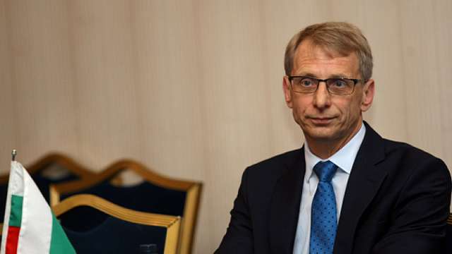 Премиерът Николай Денков потвърди че украинскитя президент Володимир Зеленски идва