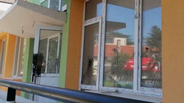 Вандали заляха с боя детска градина в Лом Чисто нови