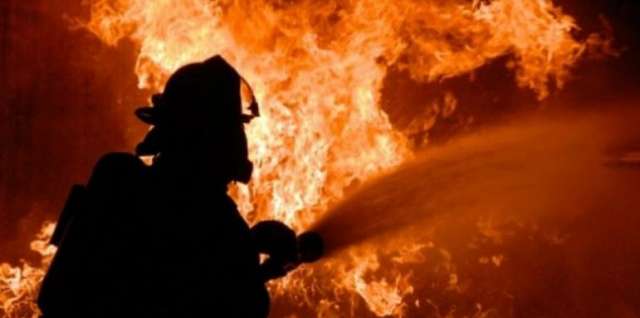 Голям пожар гори в Русе Запалили са се сухи треви