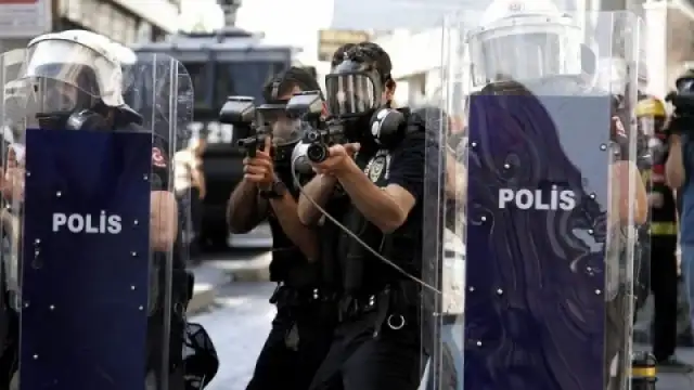В Истанбул са задържани двама терористи от Кюрдската работническа партия