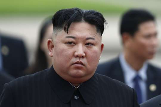 Северна Корея е пуснала на вода първата си тактическа ядрена