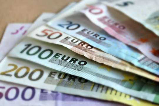 България да въведе еврото от 1 януари 2025 г Това