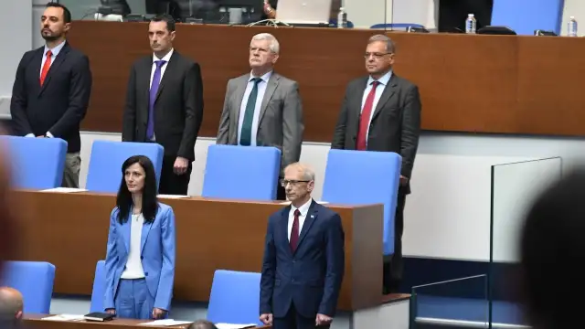 Председателят на парламента Росен Желязков насрочи извънредно заседание на парламента
