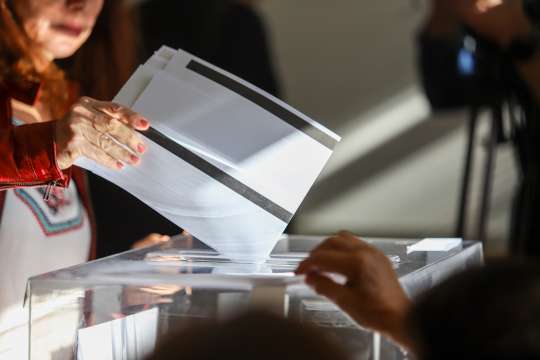 Българите избират местна власт на втори тур По данни на