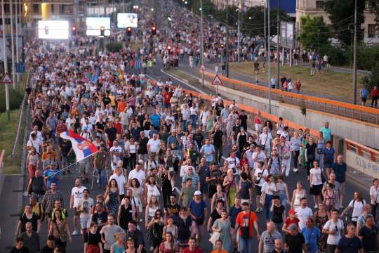 Последен 27 и поред протест Сърбия срещу насилието се състоя снощи