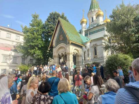 Руската църква отваря в петък а в неделя ще е