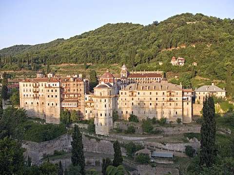 Българският манастир Свети Георги Зограф в Атон отбелязва храмовия си
