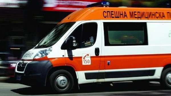 Автобус превозващ общо 16 деца от детско юношеската школа на Литекс