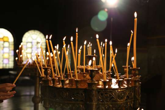 Православната църква почита днес 24 ноември Света великомъченица Екатерина