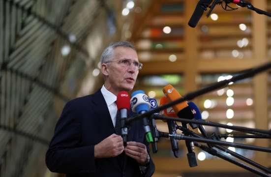 Генералният секретар на НАТО Йенс Столтенберг призова временното примирие между