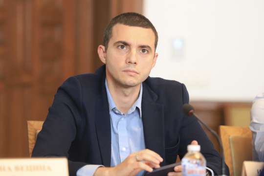 Виждам критики основно към дефицита Откакто Асен Василев е министър