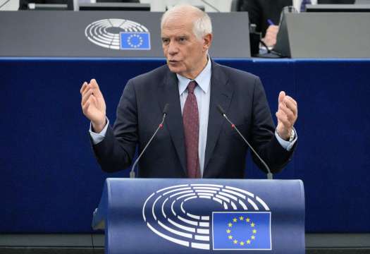 Върховният представител на ЕС за външната политика Жозеп Борел информира