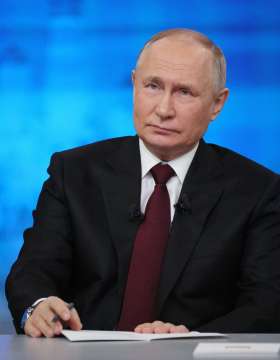 Президентът Владимир Путин каза че Русия може да продължи напред