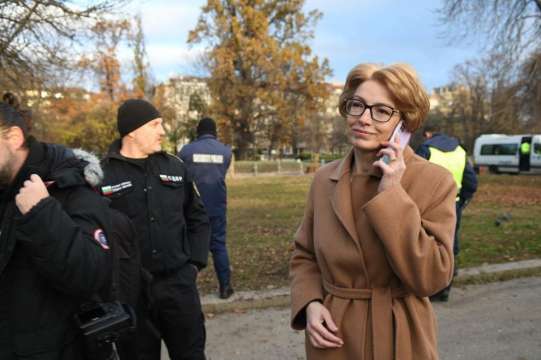 Назначена е охрана на областния управител на София Вяра Тодева