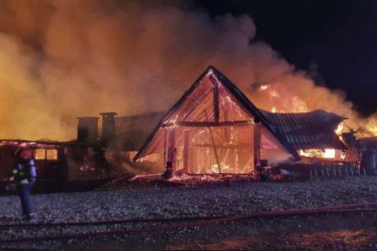 Къщата за гости в Румъния в която избухна пожар във