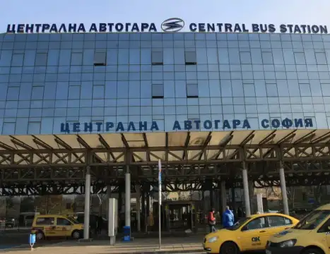 Осигурени са допълнителни автобуси за Нова година от Централната автогара