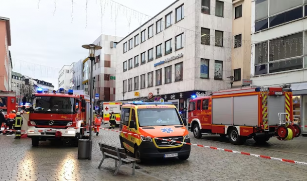 Камион се е врязал в пешеходна зона в германския град