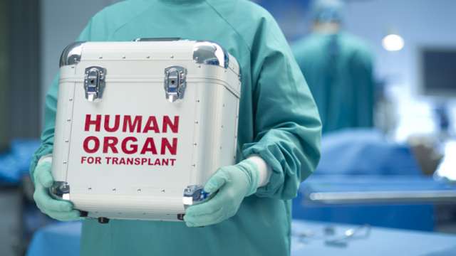 Трима българи нуждаещи се от животоспасяваща трансплантация получиха втори шанс